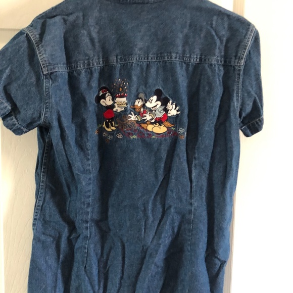 DISNEY STORE Woman’s Medium Short Sleeve blouse top MICKEY AMERICAN SPIRIT USA - Picture 3 of 5